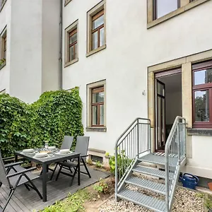 Design 2r Neustadt - Garten - Elbnahe - Airport Apartment Dresden
