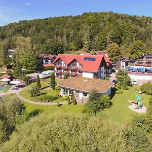 Hotel Hotel&gasthof Zur Linde, Kipfenberg